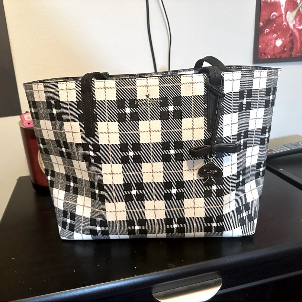 Brand new without tags Kate Spade plaid tote bag